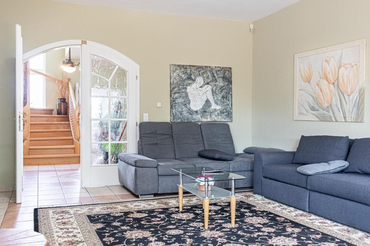 Exquisite Shared Villa - Your Private Room In This Beautiful Home Vienna Esterno foto