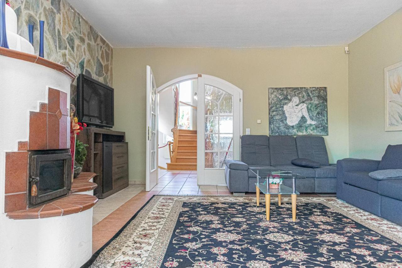 Exquisite Shared Villa - Your Private Room In This Beautiful Home Vienna Esterno foto