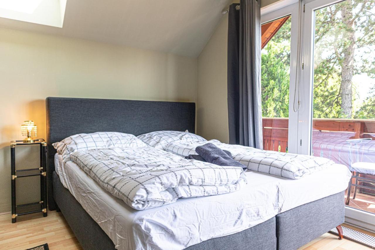 Exquisite Shared Villa - Your Private Room In This Beautiful Home Vienna Esterno foto