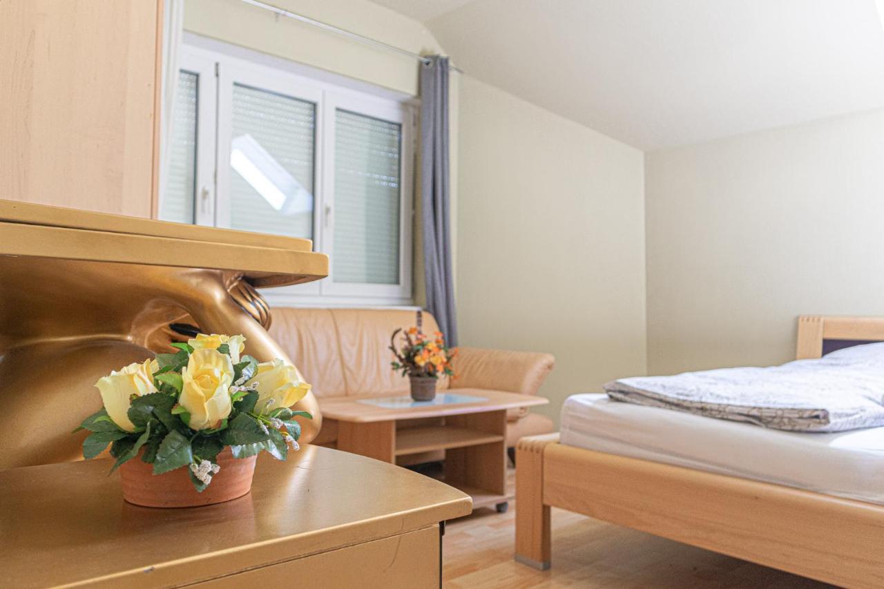 Exquisite Shared Villa - Your Private Room In This Beautiful Home Vienna Esterno foto