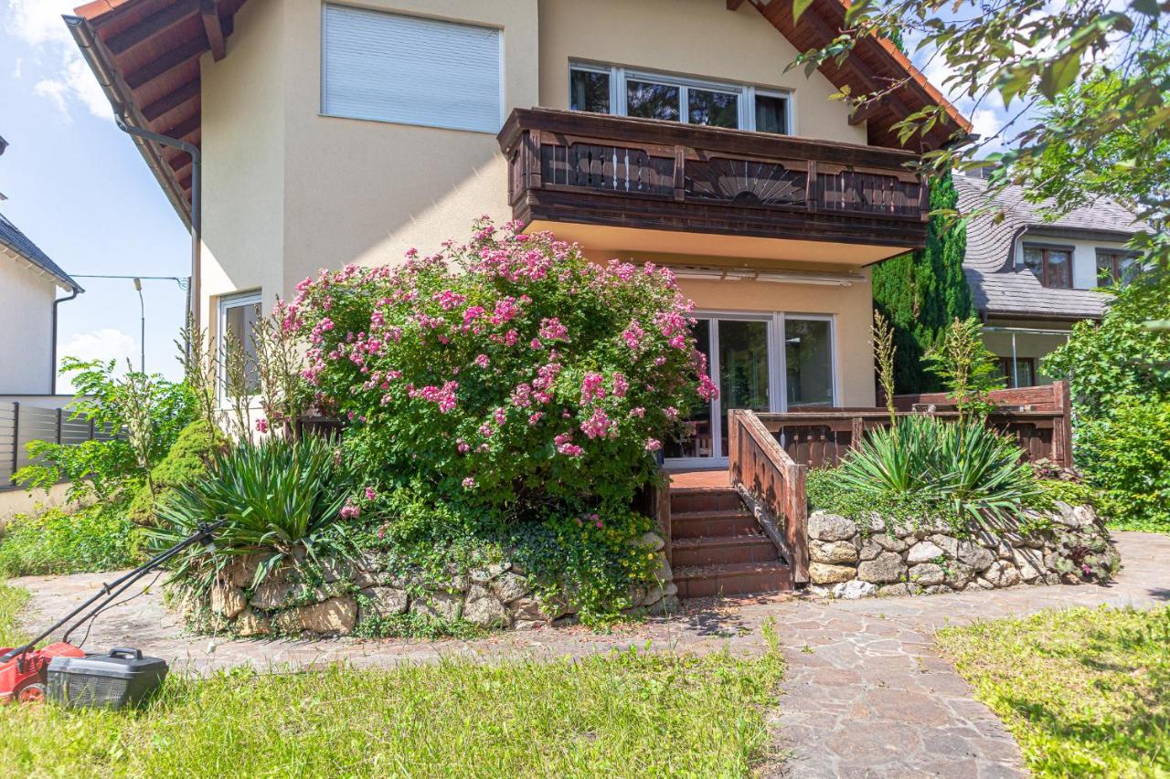 Exquisite Shared Villa - Your Private Room In This Beautiful Home Vienna Esterno foto