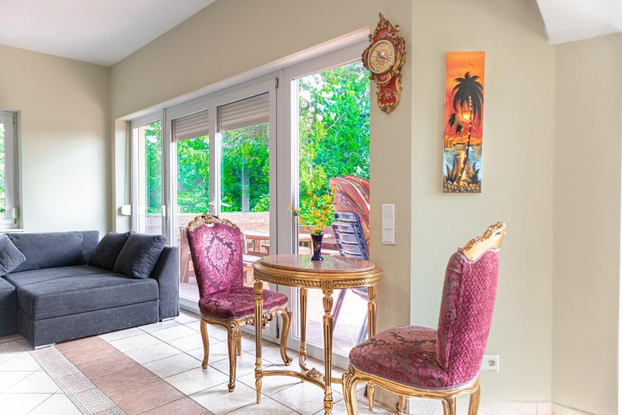 Exquisite Shared Villa - Your Private Room In This Beautiful Home Vienna Esterno foto