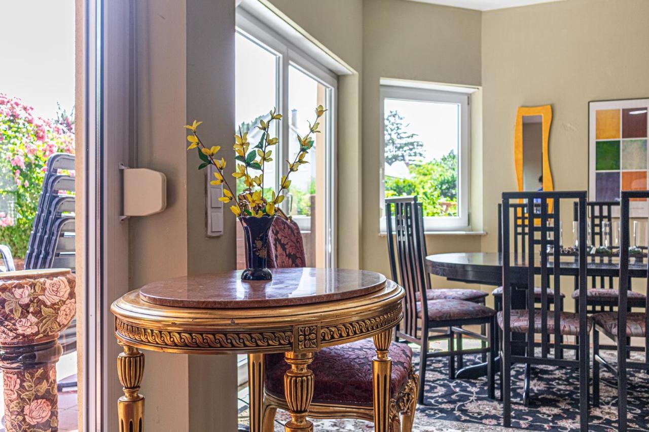 Exquisite Shared Villa - Your Private Room In This Beautiful Home Vienna Esterno foto