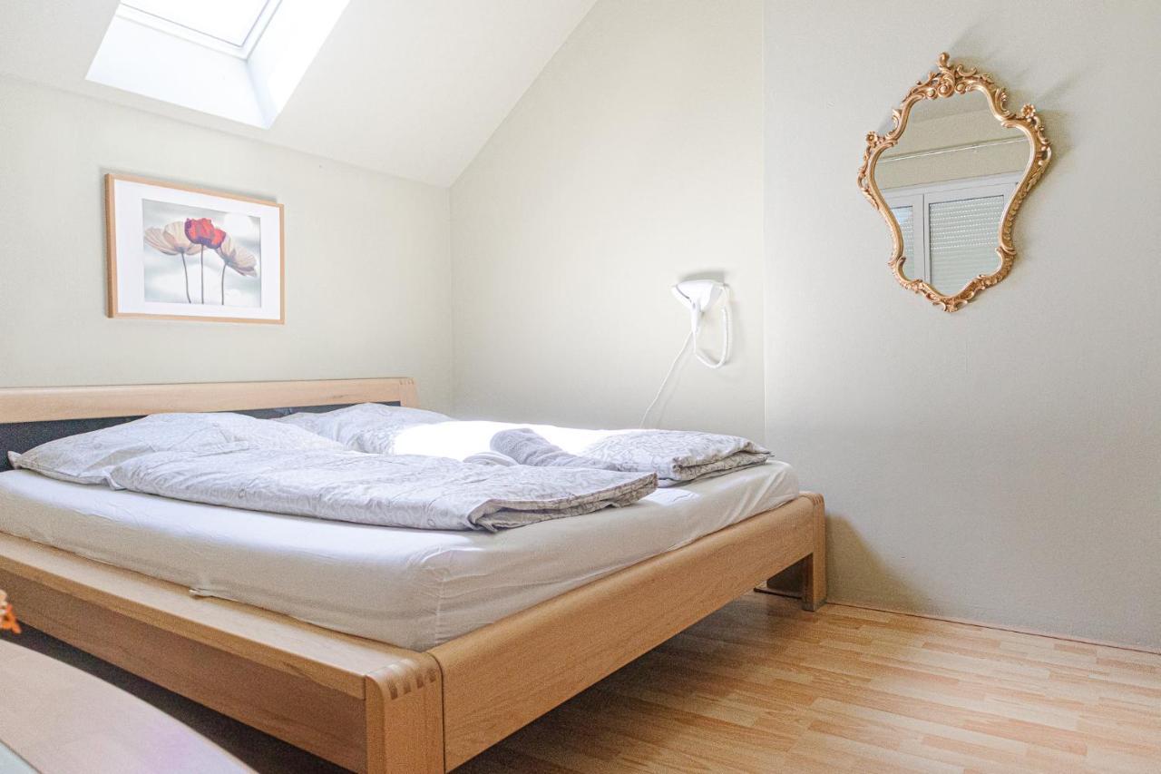 Exquisite Shared Villa - Your Private Room In This Beautiful Home Vienna Esterno foto